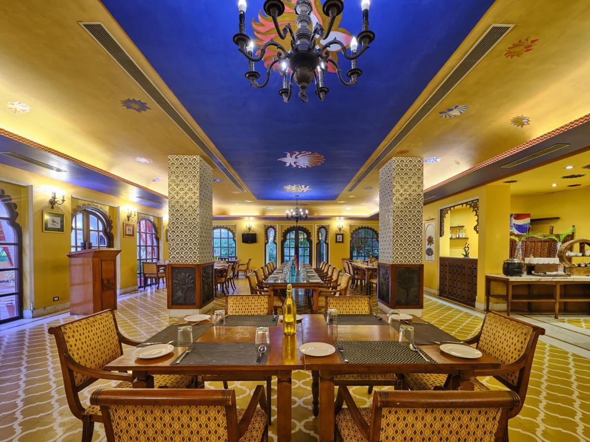 Juesta Rajputana Resort & Convention Centre, Udaipur Buitenkant foto