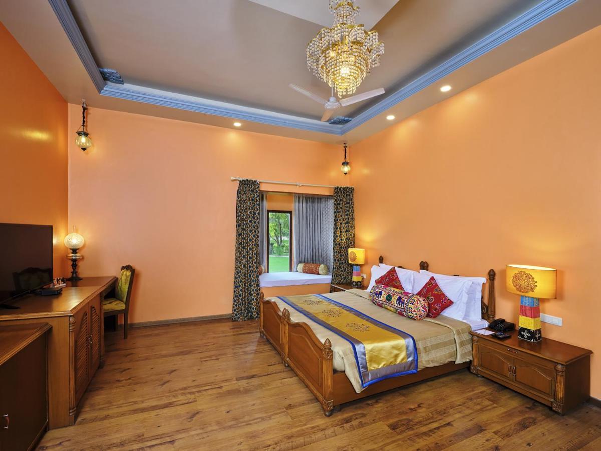 Juesta Rajputana Resort & Convention Centre, Udaipur Buitenkant foto