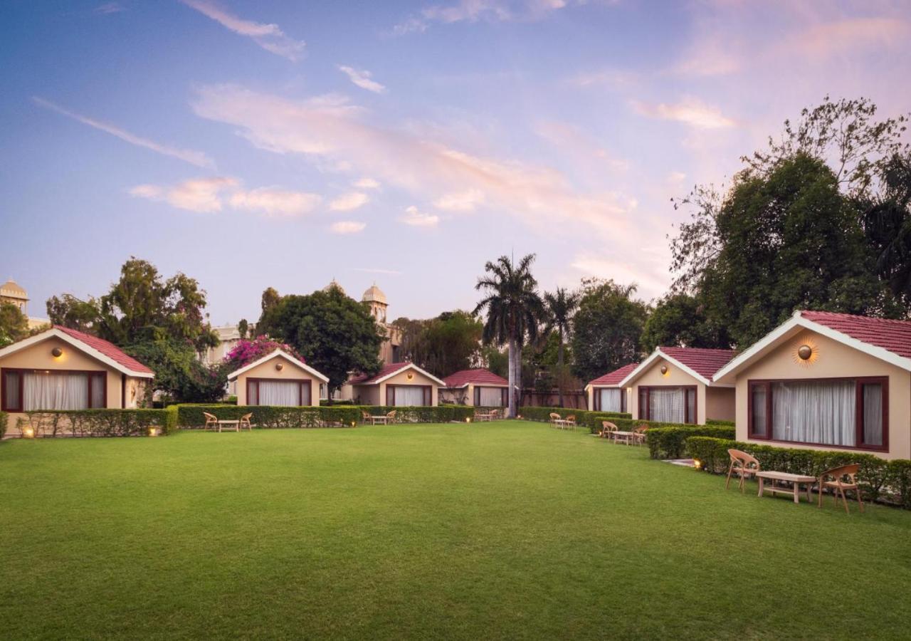 Juesta Rajputana Resort & Convention Centre, Udaipur Buitenkant foto