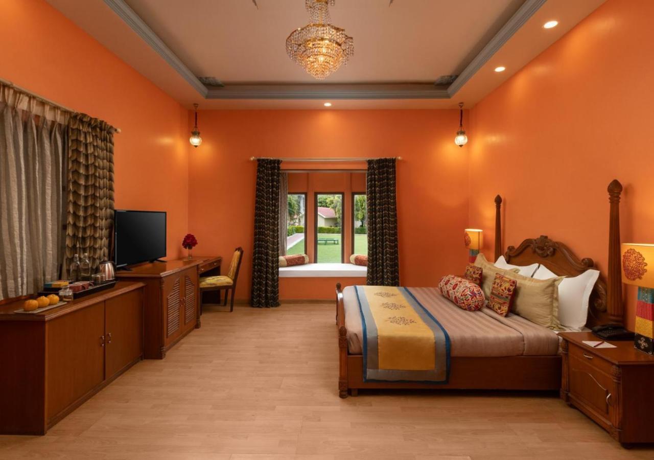 Juesta Rajputana Resort & Convention Centre, Udaipur Buitenkant foto