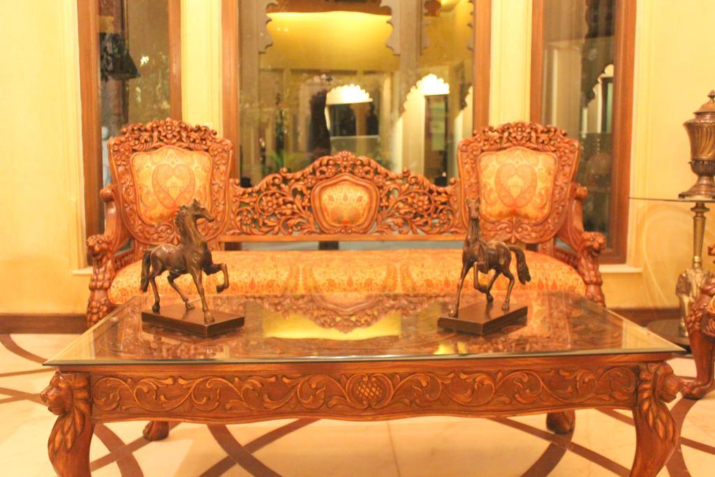 Juesta Rajputana Resort & Convention Centre, Udaipur Buitenkant foto