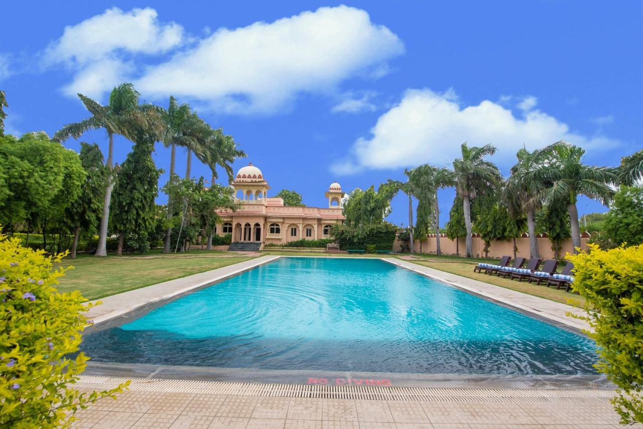 Juesta Rajputana Resort & Convention Centre, Udaipur Buitenkant foto